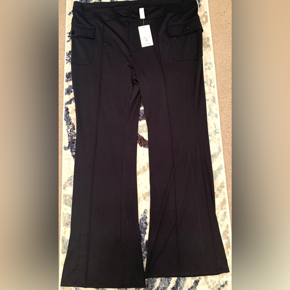 NWT Halara Button Side Flap Pocket Flare Casual Pants High Wasted